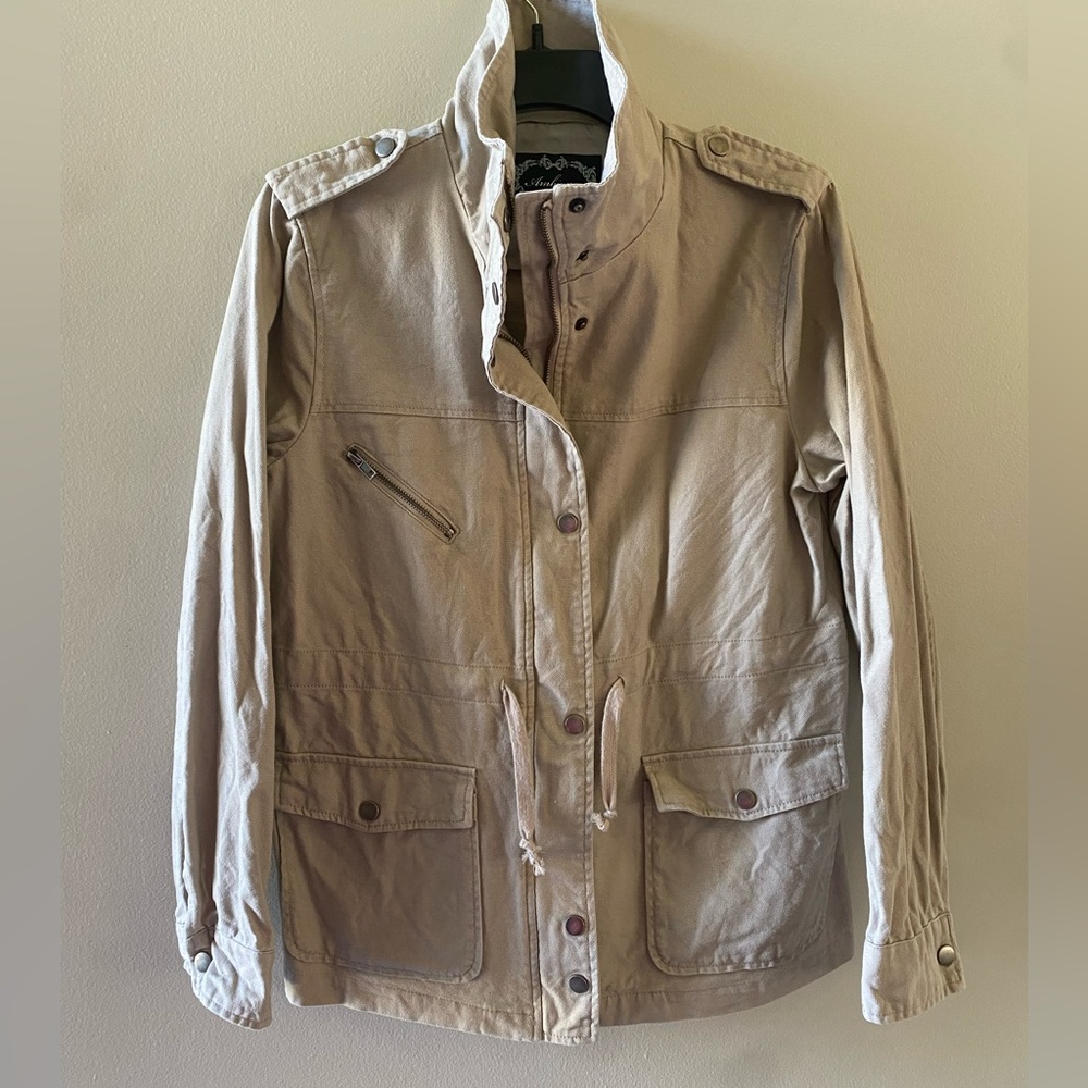 Women’s Utility Jacket- Size LARGE
